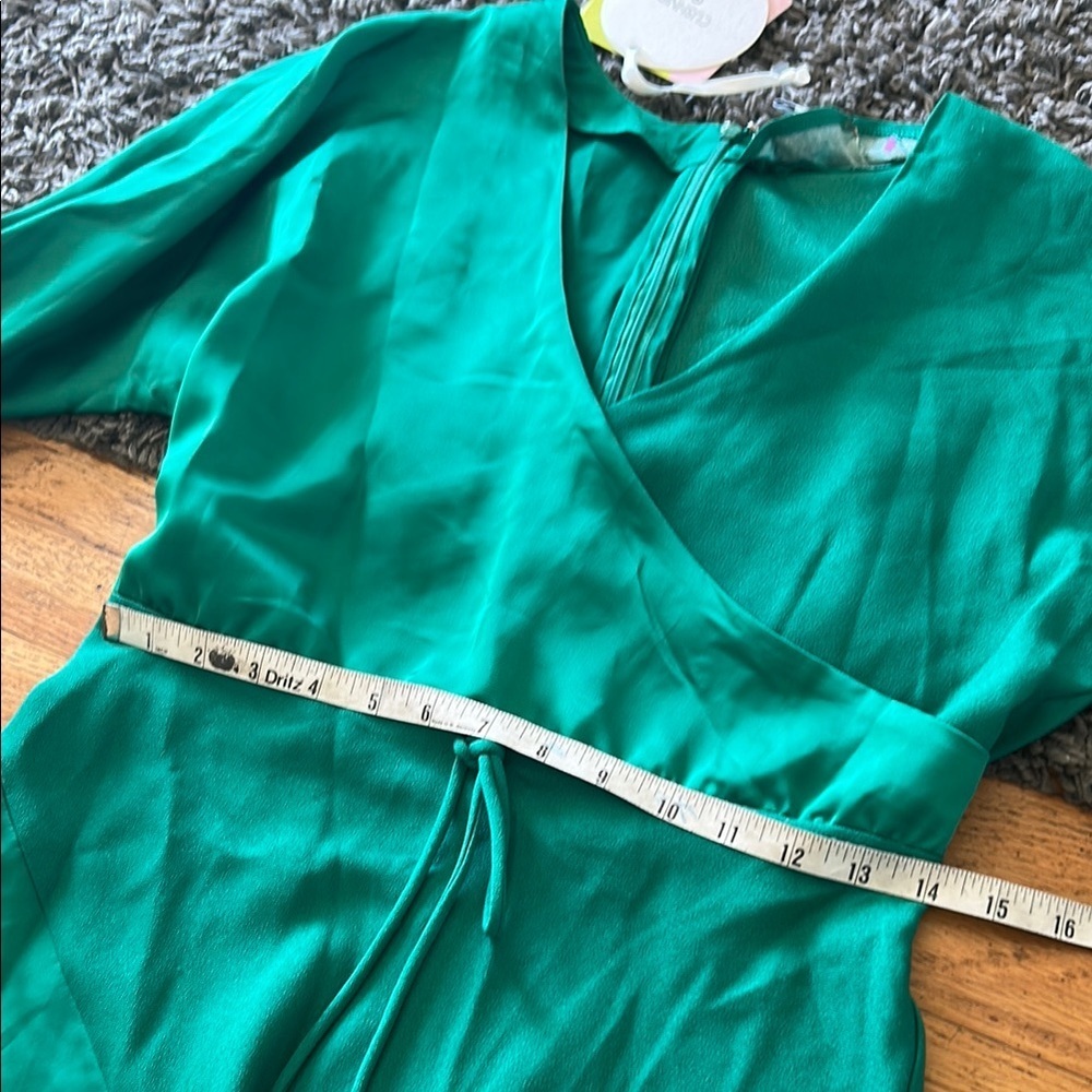 NWT Cushnie X Target Emerald Green Wrap Dress Size 4 - Picture 3 of 14